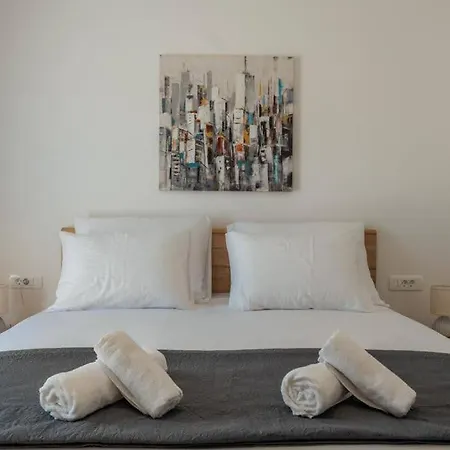 Luxury With Private Pool