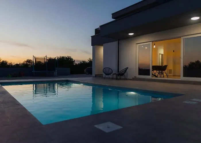 Villa Luxury With Private Pool *