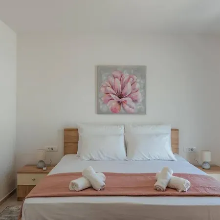 Luxury 1 With Private Pool * Vrsi