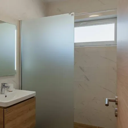 Luxury With Private Pool Villa *