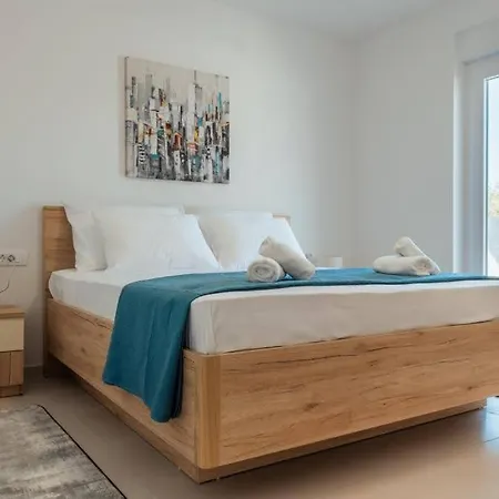 Luxury With Private Pool *