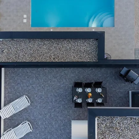 Villa Luxury With Private Pool *