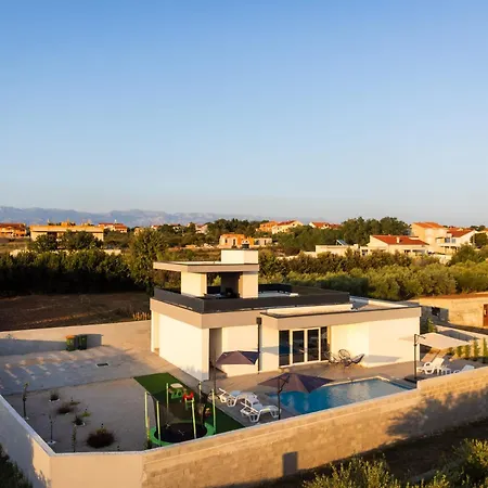 Luxury 1 With Private Pool * Vrsi