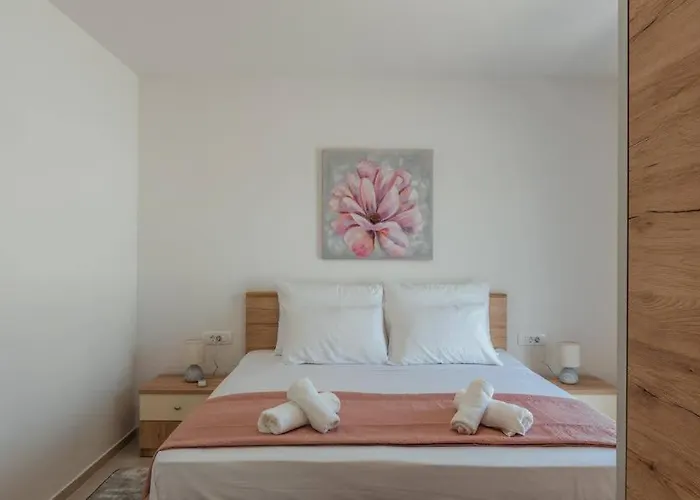 Luxury With Private Pool * Vrsi