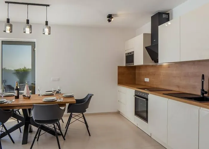 Luxury With Private Pool Villa