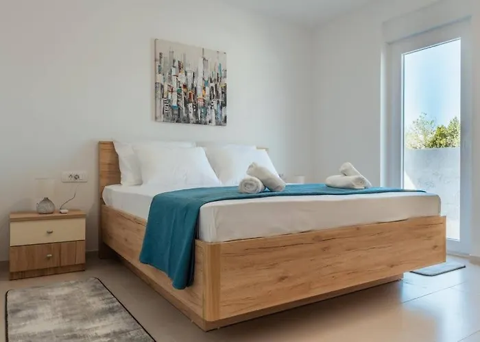 Luxury With Private Pool *