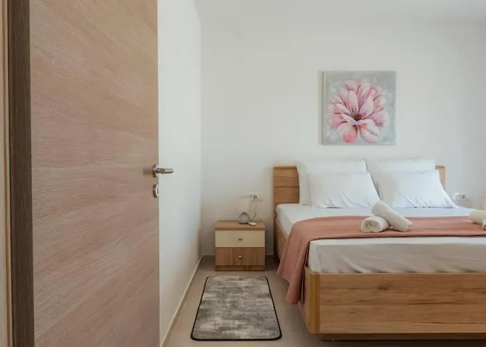 Luxury With Private Pool * Vrsi