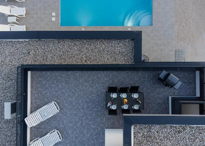 Villa Luxury With Private Pool *